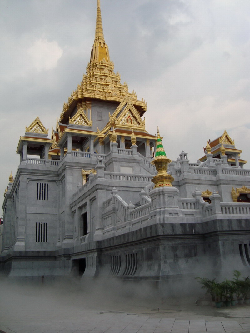 Thailand, Bangkok, Wat Traimit